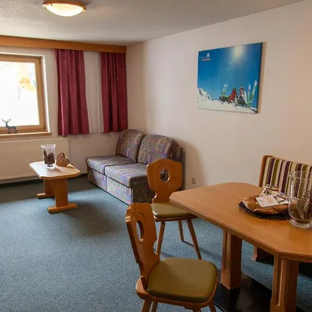 Apart Fluh Apartman